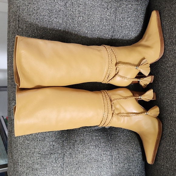 Versace Calfskin High Boots with Braided Ankle Ties 35 - Picture 4 of 16